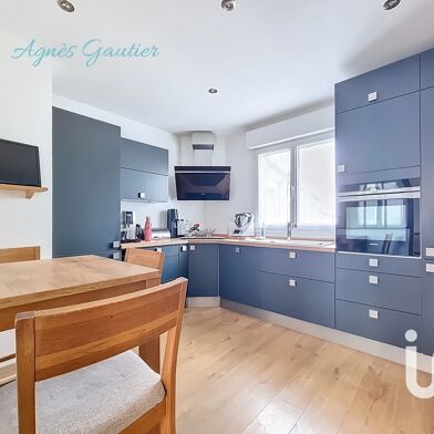 Appartement 4 pièces 249500 €