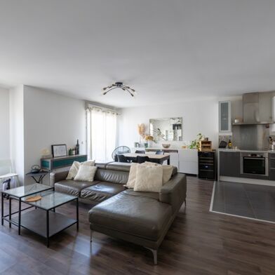 Appartement 4 pièces 379900 €