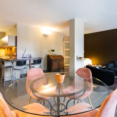 Appartement 3 pièces 329868 €