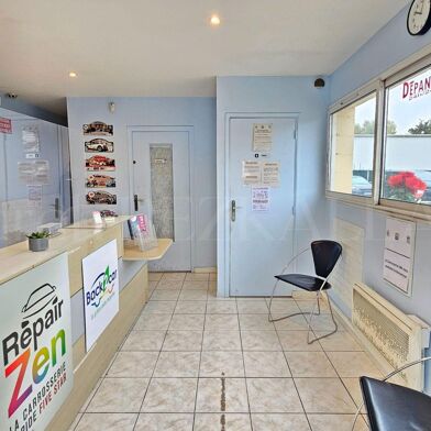 Commerce  293000 €