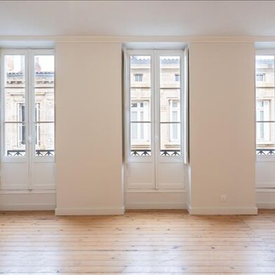 Appartement 5 pièces 733942 €