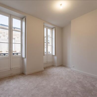 Appartement 5 pièces 733942 €