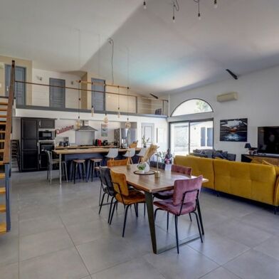 Maison 7 pièces 554910 €