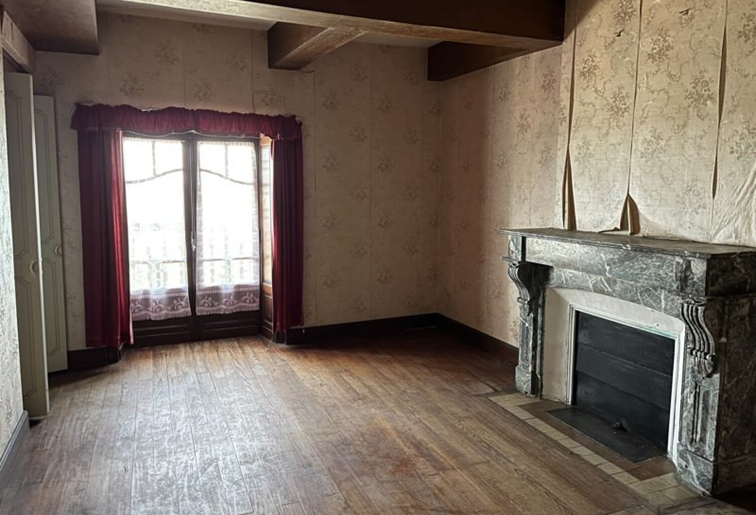 Maison de ville de 12 pièces principales — photo 1