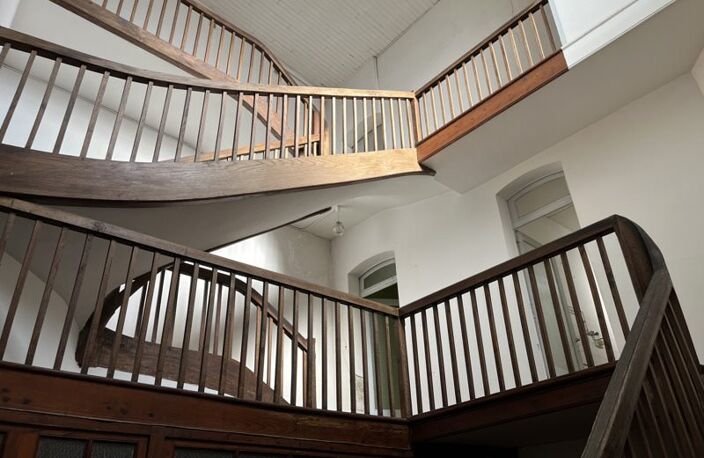 Maison de ville de 12 pièces principales — photo 4