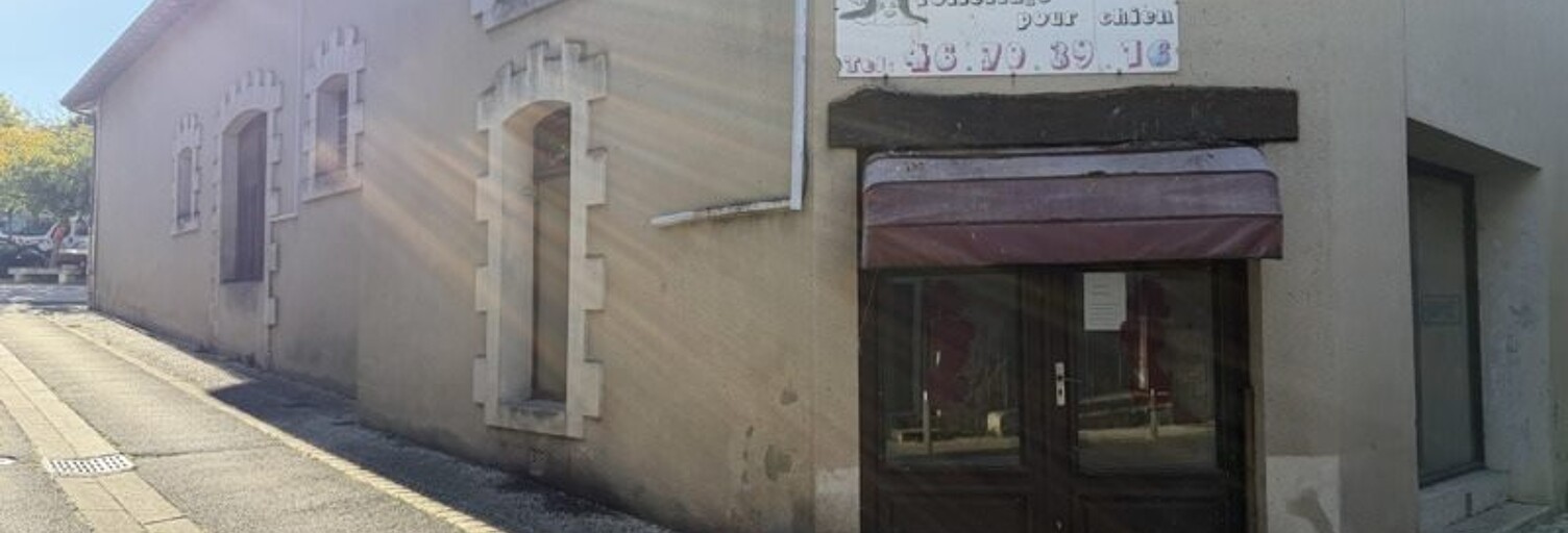 Immeuble   m² à vendre à Montendre (17130)