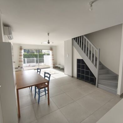 Maison 4 pièces 530200 €