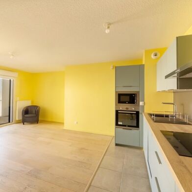 Appartement 3 pièces 325550 €