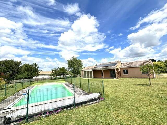 Contemporaine de 5 pièces principales — photo du bien