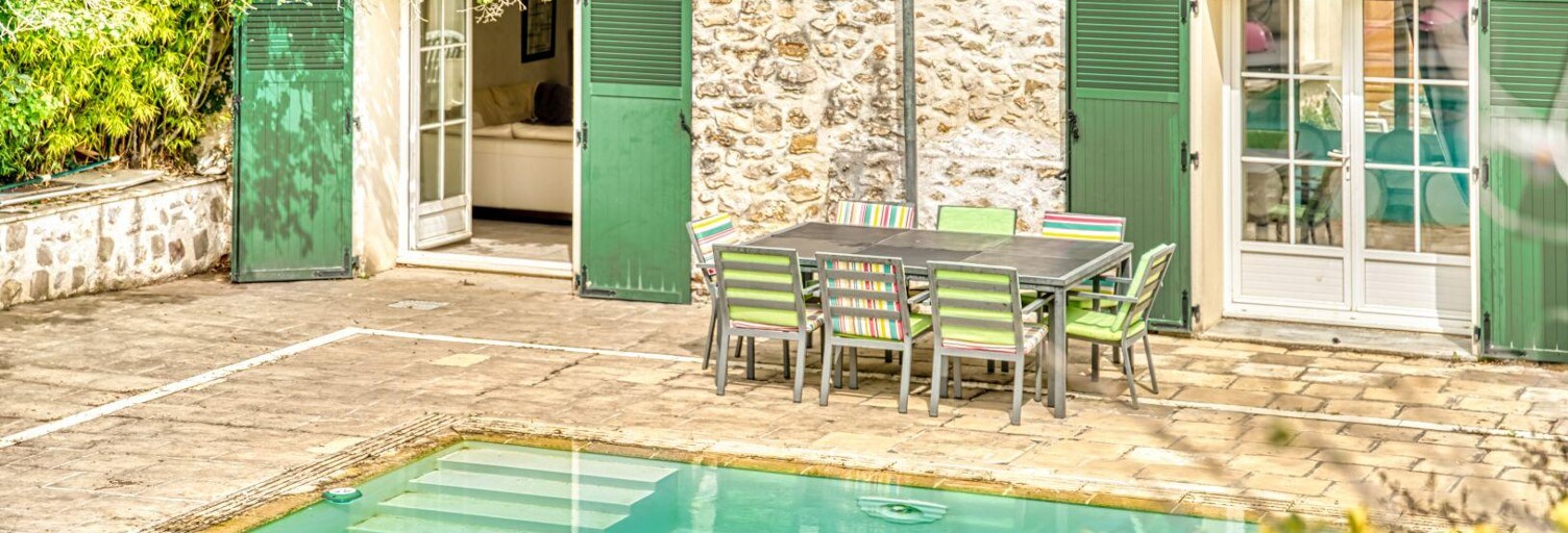 Maison 14 Pièces 414 m² à vendre à Gouvernes (77400)