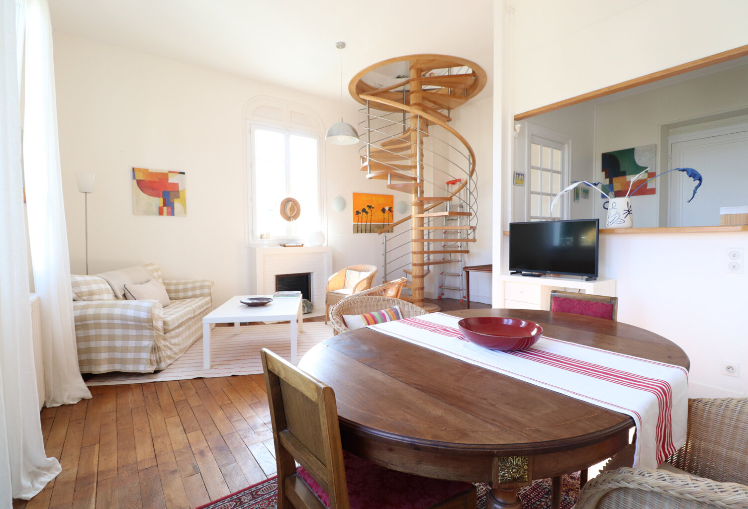 ROYAN - QUARTIER DU PARC - BEL APPARTEMENT T5 - RESIDENCE FACE A LA PLAGE — photo 1