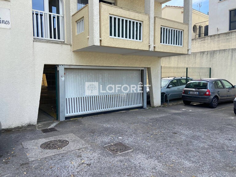 GARAGE A LOUER - AV DU PERE SOULAS — photo 1