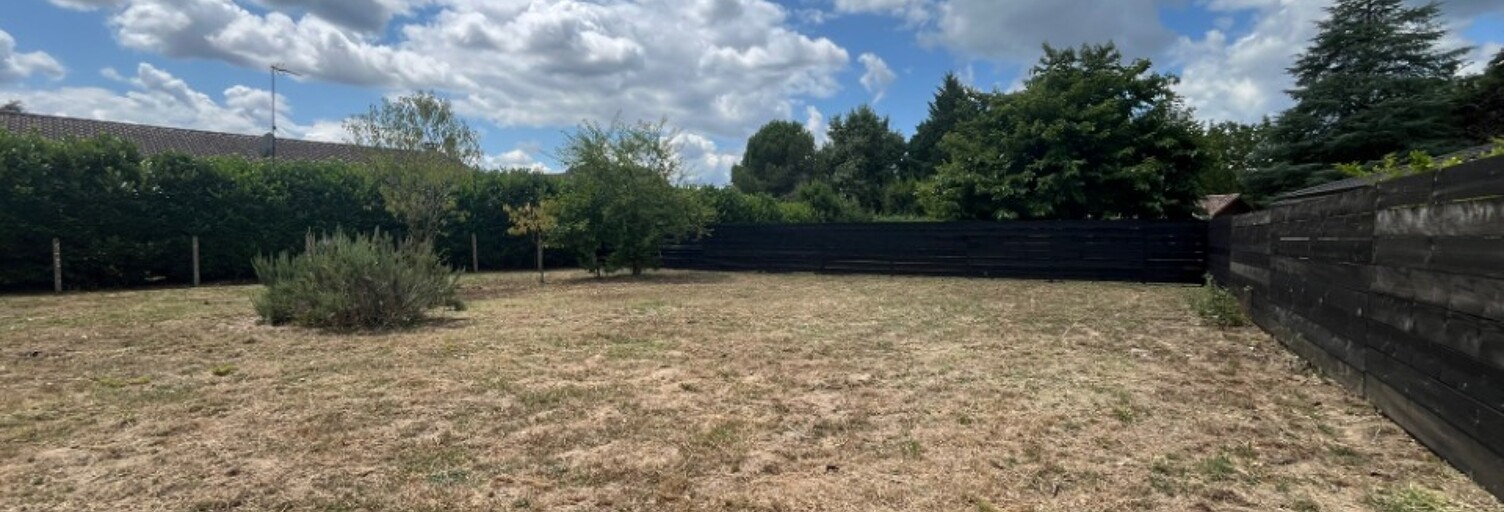 Terrain  690 m² à vendre à Sainte-Foy-la-Grande (33220)
