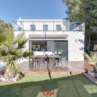 Maison 4 pièces 719000 €