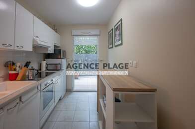 Appartement 3 pièces 998 €