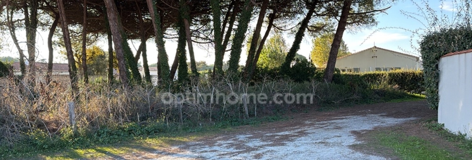 Terrain  429 m² à vendre à Le Bois-Plage-en-Ré (17580)