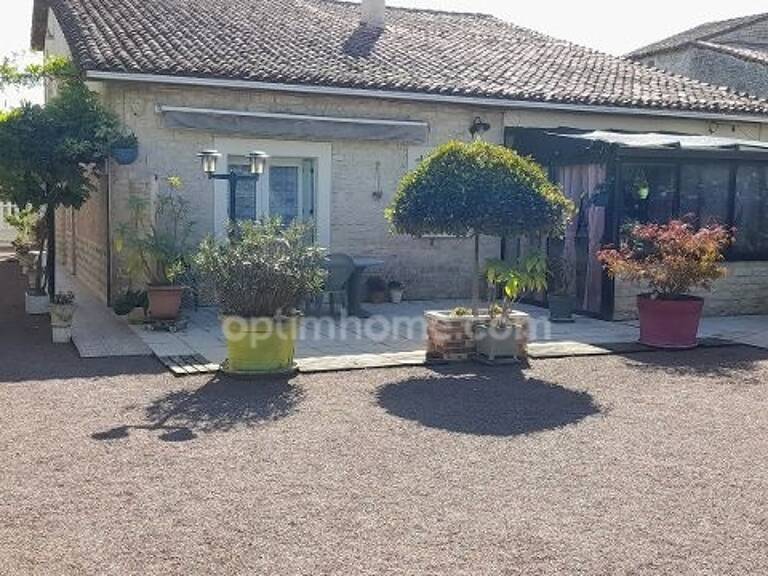 Maison à vendre en VIAGER occupé 6 pièces VILLEJESUS (16) — photo 1