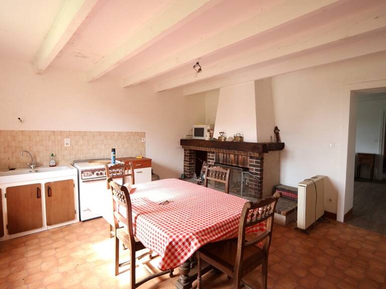   À vendre – Maison à rénover de 144m² avec potentiel à Peuvillers avec un terrain de 495 m² situé en zone à bâtir- proche Belgique et Luxembourg — photo 1