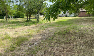 Terrain  933 m² à vendre à Le Fouilloux (17270)