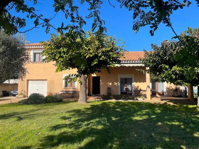 À vendre belle maison au calme à Montélimar — photo du bien