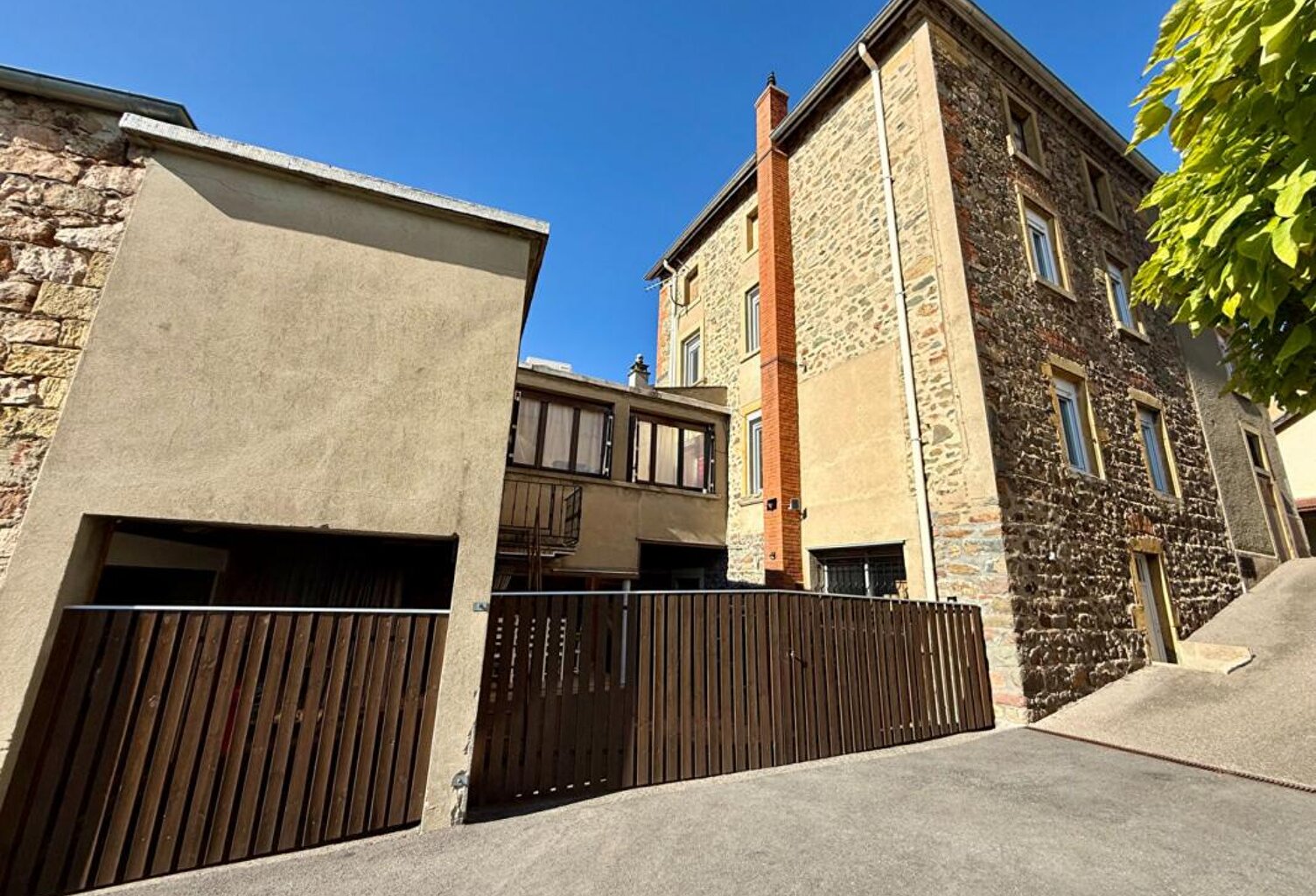 Maison familiale - Cordelle 6 pièces188 m2 — photo 1