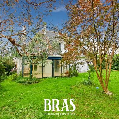 Maison 8 pièces 499200 €