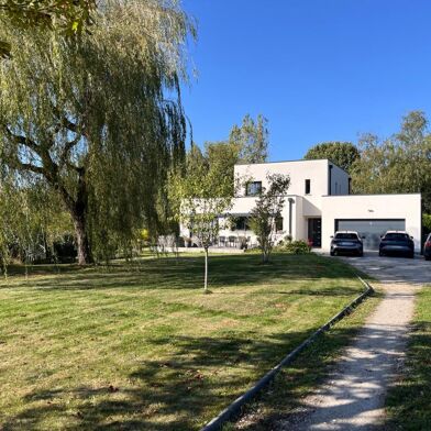 Maison 6 pièces 575000 €