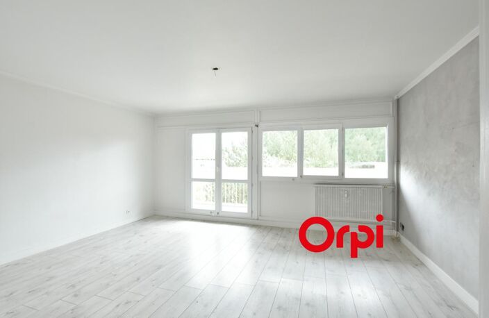 EXCLUSIVITÉ ORPI - APPARTEMENT T3 BALCON + PLACE DE PARKING — photo 3