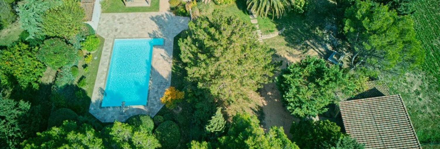 Maison 9 Pièces 294 m² à vendre à Graveson (13690)