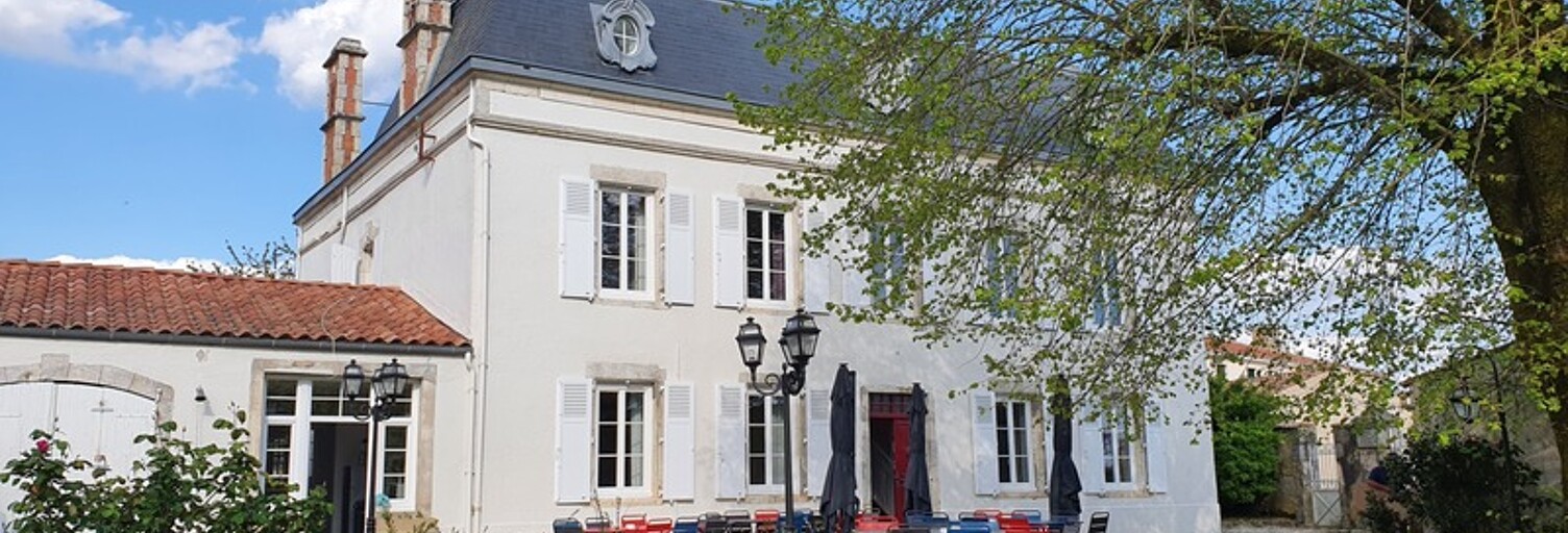 Maison 15 Pièces 400 m² à vendre à Longeville-sur-Mer (85560)