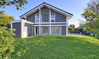 Maison 6 Pièces 142 m² à vendre à Divonne-les-Bains (01220)