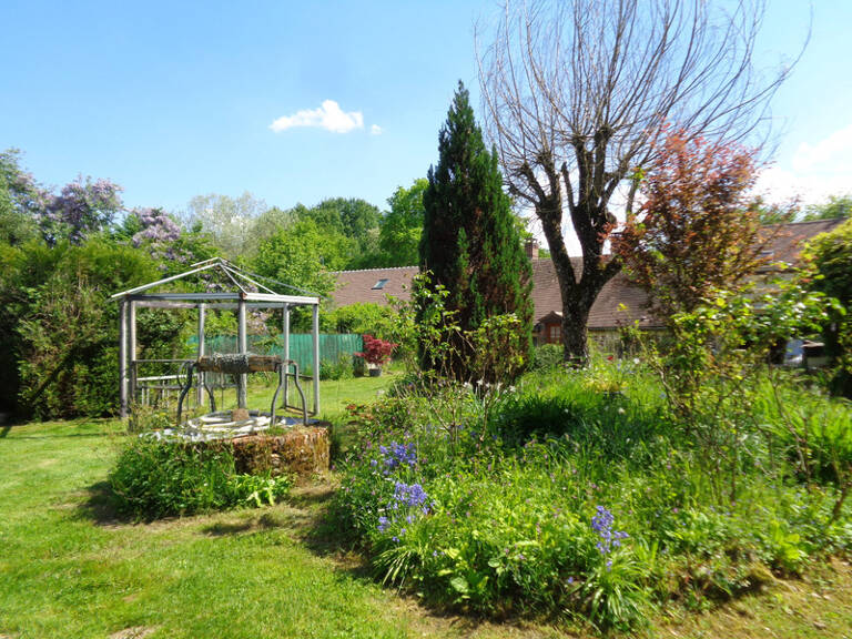 Maisons à vendre TREIGNY (89) Ensemble de deux maison 11pcs 5 ou 6 chbs, piscine, panneau solaire — photo 1