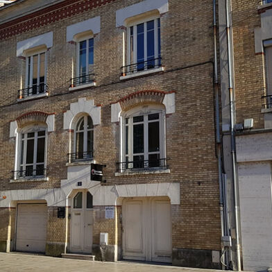 Appartement 4 pièces 254400 €