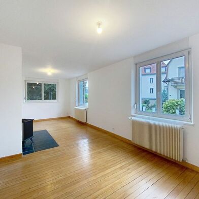 Maison 5 pièces 1560 €