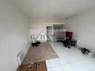 LOCAL PROFESSIONEL 35 M² A MELUN — photo 2