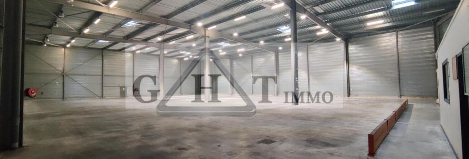 Local industriel  1724 m² à louer à Creil (60100)