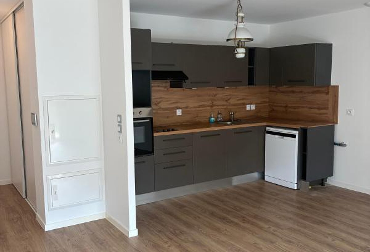 Appartement À Vendre, résidence récente, espace extérieur paysagé sud/ouest , au calme — photo 1