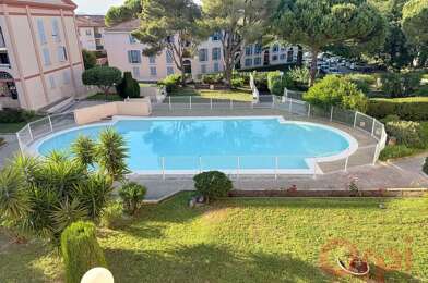 Appartement 3 pièces 249600 €