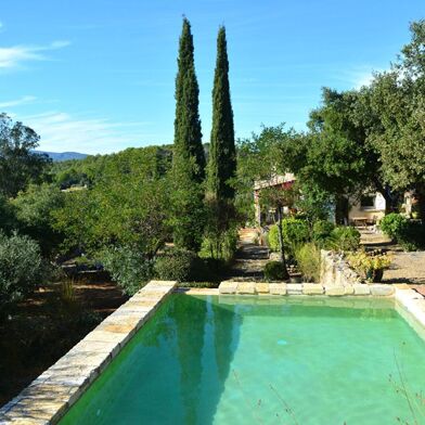 Maison 5 pièces 849000 €