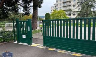 Garage   m² à louer à Chambéry (73000)