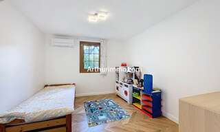 Maison 9 Pièces 232 m² à vendre à Sucy-en-Brie (94370)