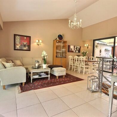 Maison 4 pièces 650000 €