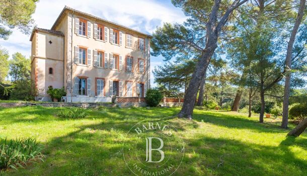 Propri&eacute;t&eacute; 16 pièces  à vendre Cassis 13260