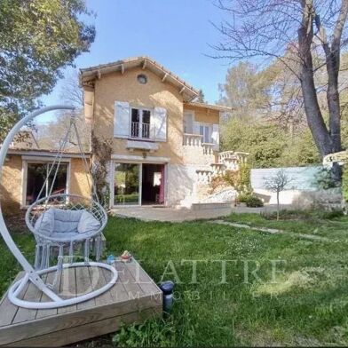Maison 4 pièces 670000 €