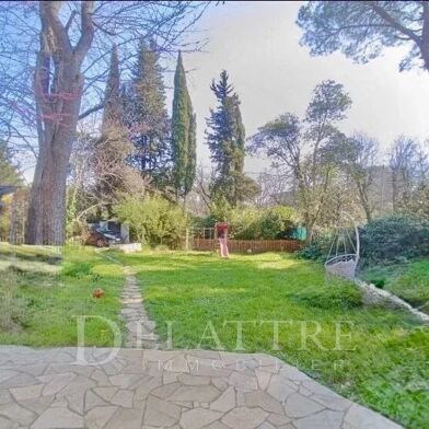 Maison 4 pièces 670000 €