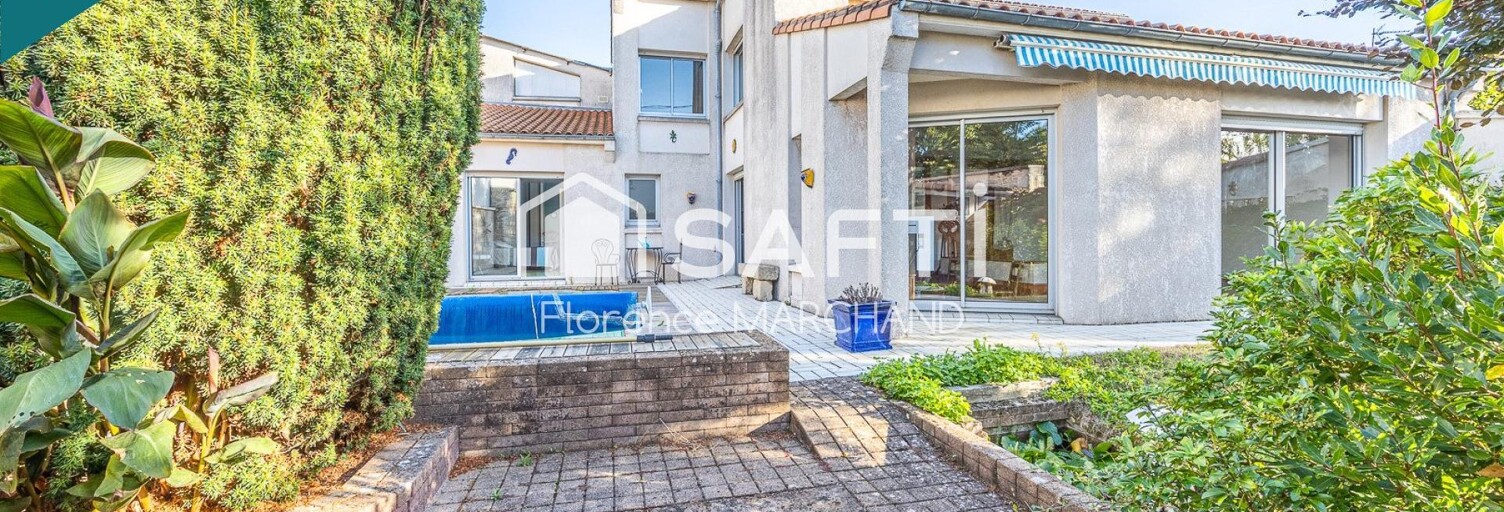 Maison 6 Pièces 205 m² à vendre à Niort (79000)