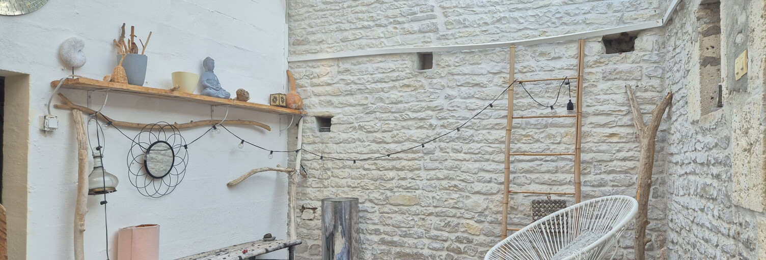 Maison 6 Pièces 154 m² à vendre à Brie (16590)