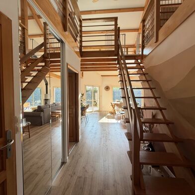 Maison 6 pièces 393850 €