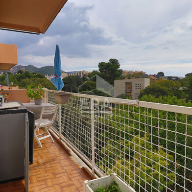 Appartement 4 pièces 98000 €