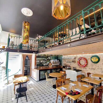 Commerce  216900 €